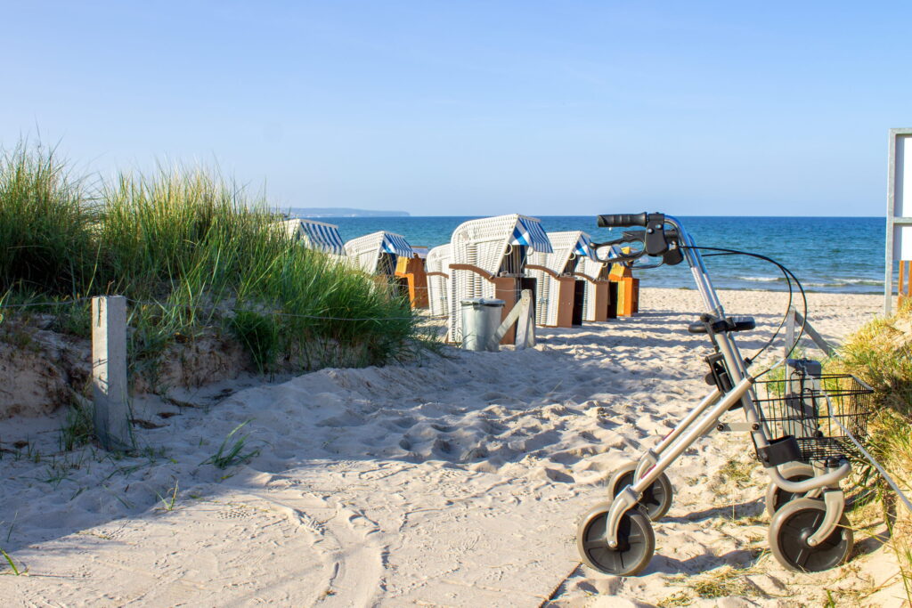 Rollator am Strand