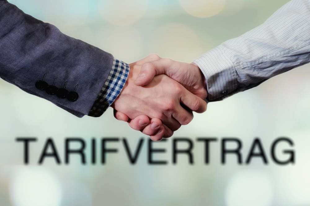 Tarifvertrag, Altenpflege, Foto_AdobeStock_Jonas_ginter